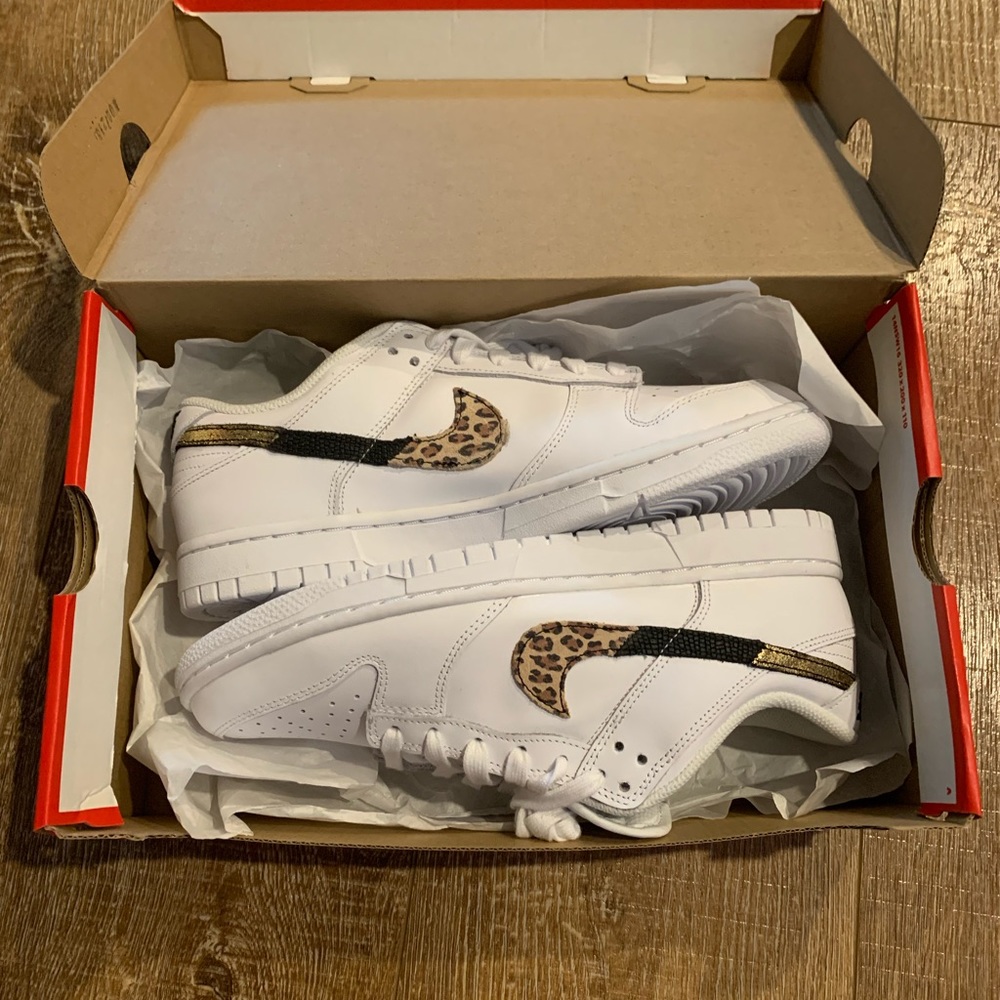 White NIKE DUNK Sneakers (Mixed Material Swooshes) - Picture 9 of 11